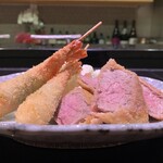 串揚げ処 gaku - 料理写真:海老ひれかつ定食
