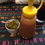 El Zocalo.Burrito - 別添えハラペーニョ＆スパイシーソース