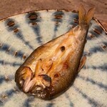 柳家 - 丸干しした鮎の開き