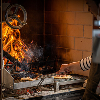 【旨味凝縮】薪火グリルで埼玉食材を味わうアラカルト＆コース