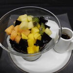 Taiwanese grass jelly with lemon-flavored brown sugar syrup