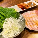 Horumon yakiniku manpuku - 