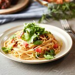 예비 갈비와 팩티 파스타/Spare Rib, and Cilantro Spaghetti