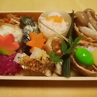 神田明神下 みやび 本店 - ちび弁お稲荷