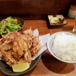 Yadoriki Tori Senmon Izakaya