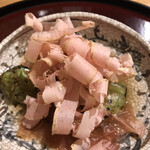 日本料理 太月 - フルコース１６５００円。焼き山科茄子。焼き立ての茄子に、出汁、生姜、鰹節を合わせたものです。シンプルですが、とーっても美味しかったです（╹◡╹）（╹◡╹）