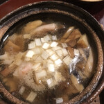 日本料理 太月 - フルコース１６５００円。キンキのキノコ餡。珍しく、かなり濃い味付けです。キンキの美味しさを実感できる仕上がりで、濃厚な味わいに負けない身質と皮目のゼランチ質がたまりません（╹◡╹）