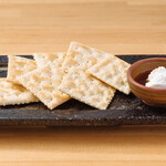 cream cheese and maple crackers