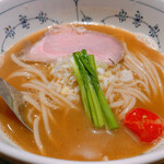 名前のないラーメン屋 - 