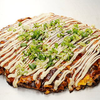 シェアにもオススメ！人気の「ひまわり焼き」はキャベツたっぷり