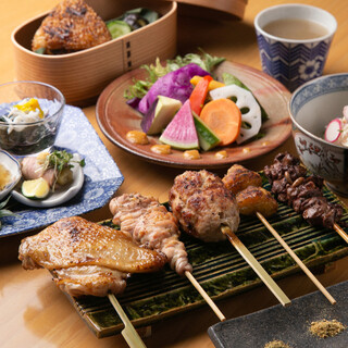和食と焼鳥で四季を感じる「特選コース」