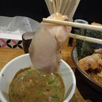 煮干し中華そば 一剣 - 鶏チャーシュー