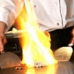 Azabu Juuban Teppanyaki Roman Tei - 食材にあわせて焼き上げるさまは目と鼻と耳、そして味覚。五感すべてでお楽しみいただけます。