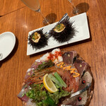 魚とワインはなたれThe Fishand Oysters - 