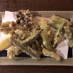 ひでや - アスパラと舞茸の天ぷら