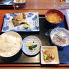 家庭料理穂光 - かんぱち塩焼き 小鉢2品 800円