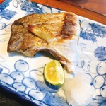 家庭料理穂光 - かんぱちの塩焼き