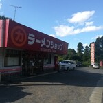 ラーメンショップ - お店構え