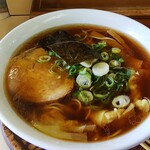 支那そば心麺 - 醤油ワンタンメン（￥９７０税込以下同）