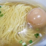 塩そば専門店 桑ばら - 卵黄サーモン丼と塩かけそばの定食