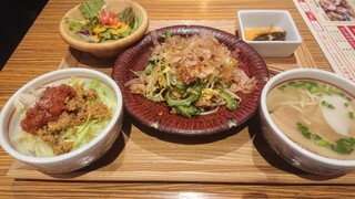 Shuri - ゴーヤチャンプル定食