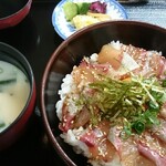 Washokuya Nakani-Shi - カンパチ丼