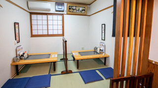 Okonomiyaki Zenigata - 座敷は最大10名様までは入れます・大小宴会に