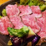 Yamabiko - 近江牛モモ肉使用ローストビーフ丼/1870円(税込)