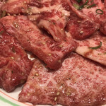焼肉 鶯谷園 - これで並カルビ900円‼️