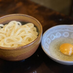 たきの家 - きのこ汁(醤油ベース) 
            普通(2〜3人前) 2,900円
            追加　うどん＆玉子　250円