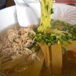 千熊ラーメン - 塩辛くない塩ラーメン。これ以上何を望む！って感じ！！