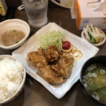 家庭料理居酒屋 よってって - ♪ユーリンチー定食 ¥500