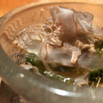 とり茶太郎 - 自家製鳥節、比内地鶏胸すじとゴーヤの三杯酢漬