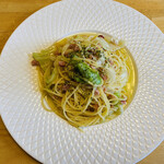 イタリア食堂 テラマーテル - ソーセージとキャベツのペペロンチーノ