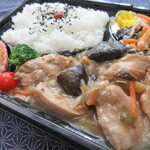 つつみ屋 - 鶏肉と茄子味噌炒め 450円