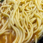ラーメン 厚木家 - 酒井の麺は適度にモッチリ感がありました。