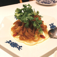 華都飯店 - クラゲと季節野菜の和え物