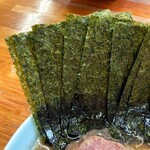 ラーメン六角家 - 海苔増しは7枚100円。