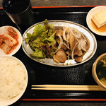 高屋敷肉店 - 