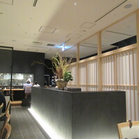 うなぎ四代目菊川 ムスブ田町店 - 高級感がございます