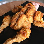 ケンタッキーフライドチキン - 立体感。やはり鶏である。