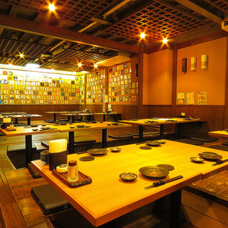 掘りごたつ4名様×4
B1のお席は全席掘りごたつとなっております。