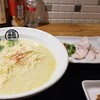 らーめん 玉宮鶏白湯 鶏神
