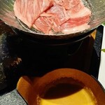 鳥越の宿　三楽園 - 鍋物(特選和牛と秋の幸の薫鍋)