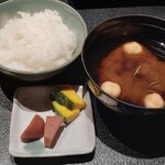 鳥越の宿　三楽園 - 御飯(富山産有機ミルキークイーン,赤だし,香の物2種）