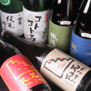 Full of local sake from Okayama and the Chugoku region! Why not try searching for your favorite cup?