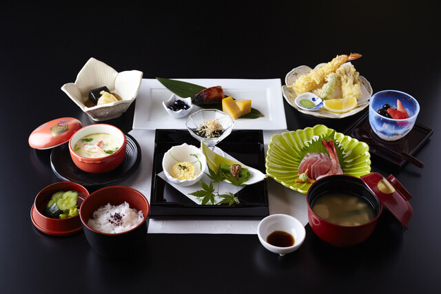 御料理　新茶屋 - 鶴岡（日本料理）の写真