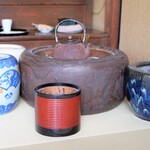 火鉢かふぇ 壽庵 - 火鉢がいっぱい