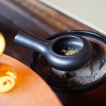 火鉢かふぇ 壽庵 - ほうじハーブティーも炒りたて