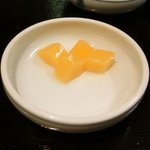 韓国料理 楽々 - プルコギ定食 900円 のマンゴーゼリー